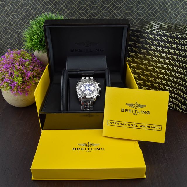 Breitling Chronomat 44 AB0110 Image 6